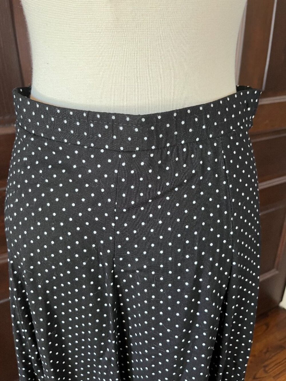 EXPRESS Vintage Maxi Skirt Sz S Black Polka Dots Button Front Rayon Made in USA - Picture 6 of 9